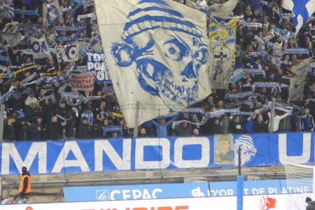 21-OM-METZ 05.jpg